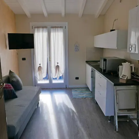 One Bedroom With View Balcony And Wifi At Apartment Milan