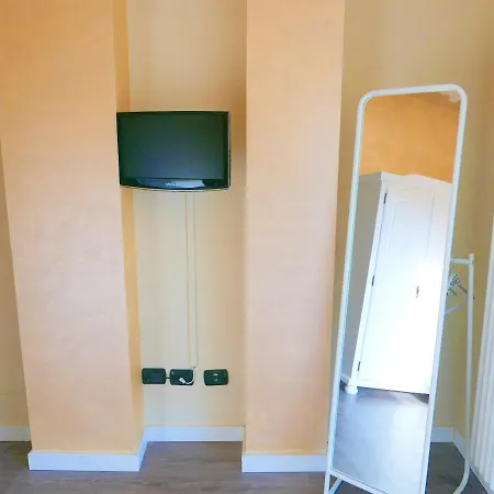 One Bedroom With View Balcony And Wifi At