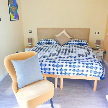 One Bedroom With View Balcony And Wifi At